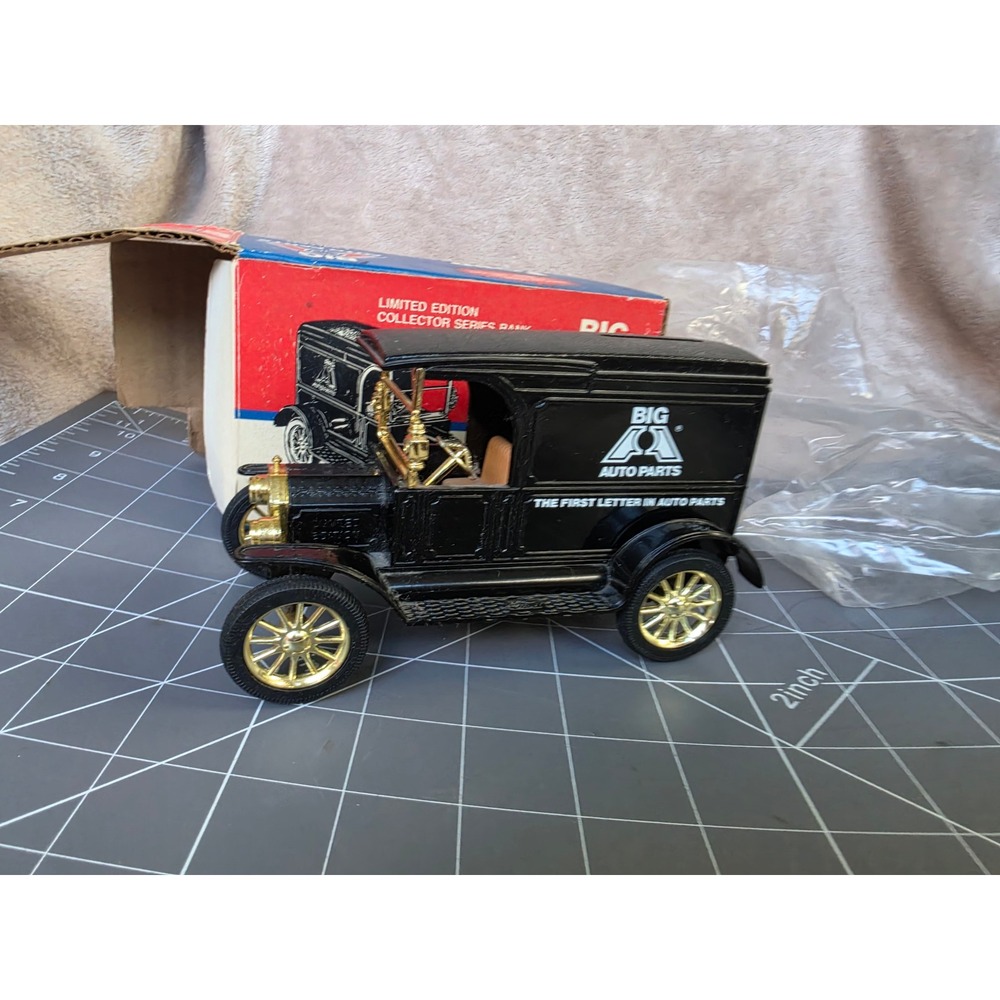 Ertl 1917 Ford Model T Delivery Van Bank Big A Auto Parts Limited Edition 1/25